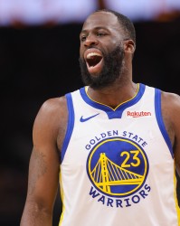 九游app-完全不出手！追梦半场0出手 得分挂蛋仅得4板4助1抢&amp;有3次失误