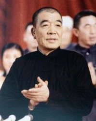 九游游戏-1986年陈永贵病逝，追悼会规格成难题，邓小平只说了一句话，全场安静